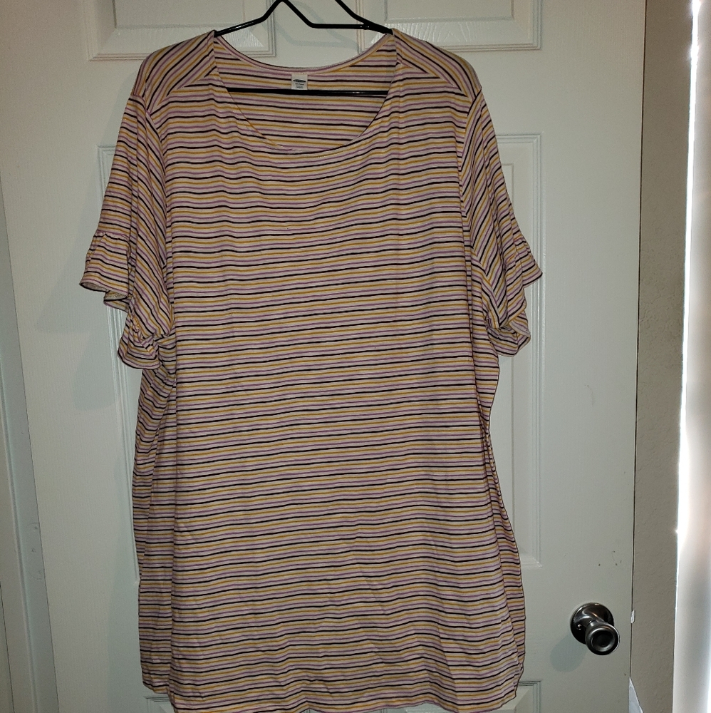 Old Navy TShirt